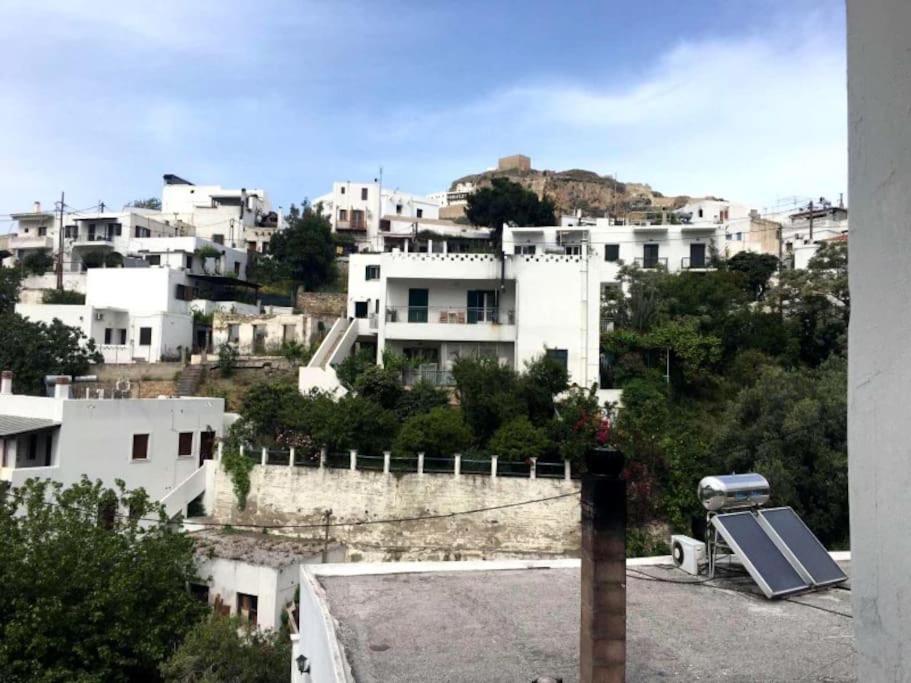 Μονοκατοικία Με Θέα Τη Χώρα سكيروس المظهر الخارجي الصورة